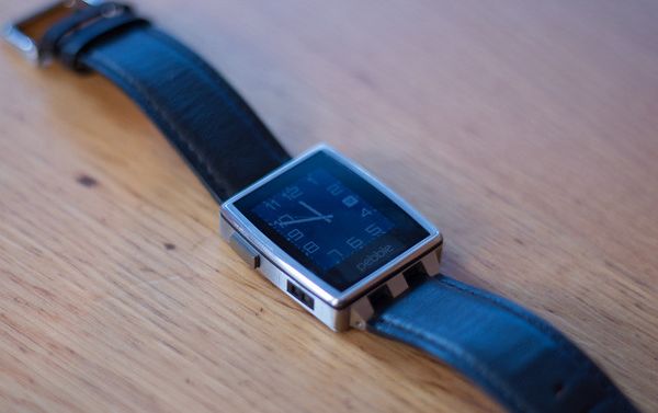 Pebble Steel, Pesaing Galaxy Gear yang Elegan