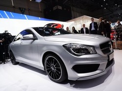 Membedah Mobil Mercy CLA 200