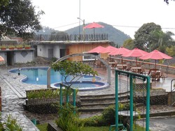 The Relax Swimming pool