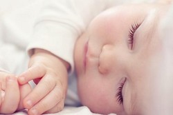 Penumpang Selamatkan Bayi yang Berhenti Bernafas di Pesawat