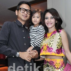 Masayu Anastasia Nonton Konser, Lembu Bagian Jaga Anak
