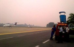 Hanya Lion Air yang Tetap Terbang Tembus Kabut Asap di Riau