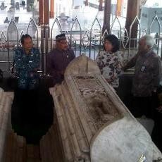 Menparekraf Minta Pemkab Gresik Punya Standar Pelayanan Wisata Religi