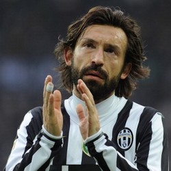 Pirlo Indikasikan Akan Segera Teken Kontrak Baru