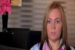 Pasang Implan, Payudara Wanita Ini Malah Kendur dan Besar Sebelah