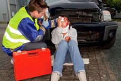 Korban Kecelakaan yang Alami Gegar Otak Jangan Langsung Diberi Minum