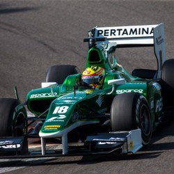 Uji Coba Hari Kedua, Rio Haryanto Coba Settingan Baru dan Fokus ke Jarak Tempuh