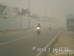Kabut Asap Riau Semakin Tebal, di Mana Sang Gubernur?