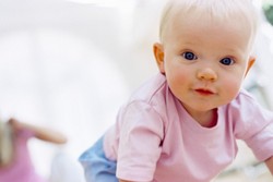 Anak Berusia Kurang 1 Tahun Tak Perlu Diberi Madu dan Makanan Rendah Lemak