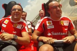 Roller Coaster Tercepat di Dunia, Melesat 240 Km/Jam