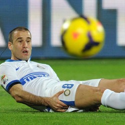 Inter Perpanjang Kontrak Palacio Hingga 2016