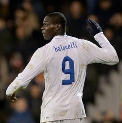 Presiden FIGC Minta Balotelli Tampil Lebih Konsisten