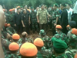 Tinjau Titik Api di Riau, SBY: Yang Masih Membakar Tangkap, Penjarakan!