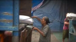 Pemungut Beras Tumpah Impikan Pemimpin yang Bikin Hidup Lebih Mudah