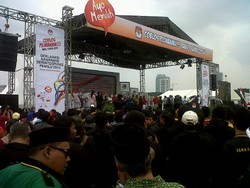 Ribuan Simpatisan Parpol Padati Monas, Saksikan Deklarasi Kampanye Damai