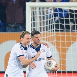 Huntelaar Dua Gol, Schalke Atasi Augsburg