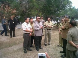 Tinjau Titik Api di Riau, SBY Ingin Dengar Penyebab Kebakaran Langsung dari Warga