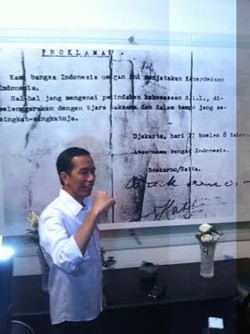 Pernah Baca Dedication of Life, Kini Jokowi Baca Teks Proklamasi