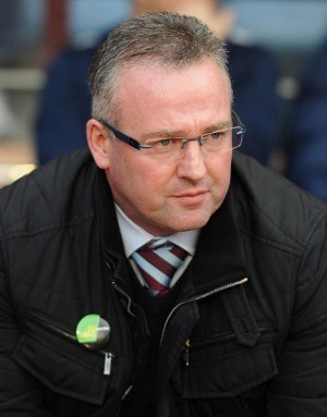 Aston Villa Layak Menang