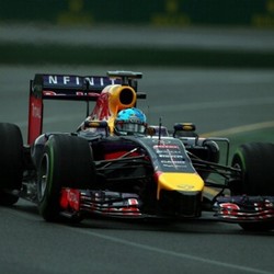 Vettel Heran Performa Mobilnya Menurun Lagi