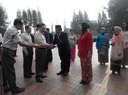 315 PNS di Kementerian Kehutanan Dapat Satya Lencana Karya Satya