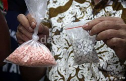 Duh! Pengedar 400 Ribu Ekstasi Belanda Ini Cuma Divonis 8,5 Tahun