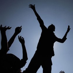 6 Tips Jitu Hunting Foto Kampanye Parpol