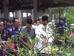 Kampanye di Jombang, Surya Paloh Ziarah ke Makam Gus Dur
