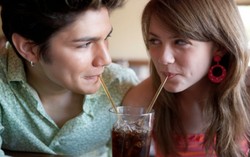 Mulai Pola Makan Sehat di Hari Senin dengan Buah dan Air Jeruk Lemon