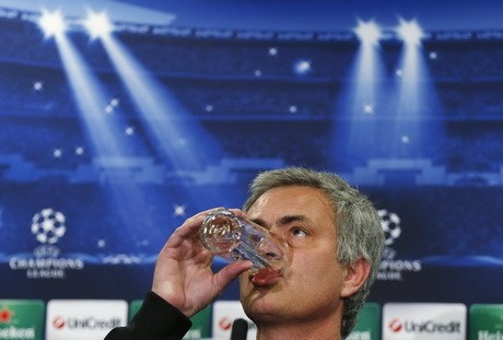 Mourinho Prediksikan Duel Ketat sampai Akhir