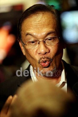 Anwar Ibrahim Sebut Pilot MH370 Kerabat dan Pernah Bertemu Beberapa Kali