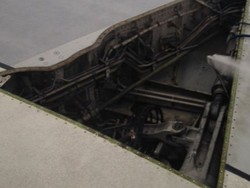 Parah! Bagian Sayap Pesawat Delta Lepas Saat Terbang