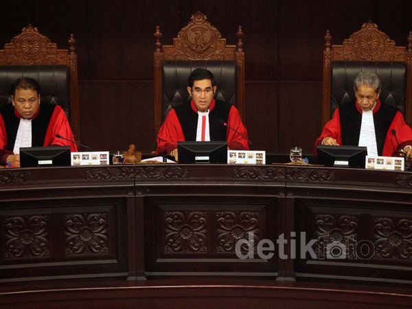 MK Tolak Uji Materi Hak Memilih di UU Pemilu