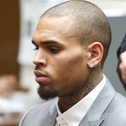 Chris Brown Dinilai Langgar Hukuman Percobaan Karena Dekati Wanita
