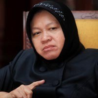 Sambut AFTA 2015, Risma Belajar Bahasa Mandarin