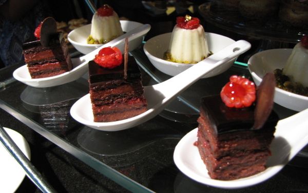 Cantiknya Pastry Kreasi Baru di Mandarin Oriental Cake Shop