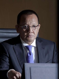 Komisioner KY Resmi Laporkan iPod Suvenir Pernikahan ke KPK