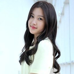 Moon Ga Young Eksis Jadi Hantu di Film dan Drama TV