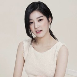 Lee Yoo Bi Pilih Won Bin Sebagai Aktor Korea Paling Tampan