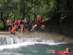 Tak Cuma Green Canyon, Ada Juga Citumang Green Valley di Ciamis