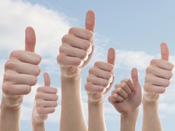 5 Isyarat Tangan yang Bisa Digunakan di Seluruh Dunia