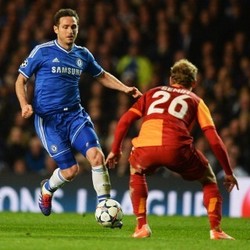 Serangan Balik Chelsea yang Meredam Taktik Mancini