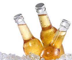 DIY Facial dengan Bir untuk Melembabkan Wajah