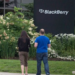 Korban PHK BlackBerry Belum Berhenti