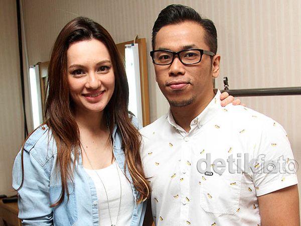 Cantiknya Pacar Sammy Simorangkir