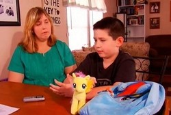 Dapat Laporan Bullying, Sekolah Larang Siswa Ini Bawa Tas My Little Pony