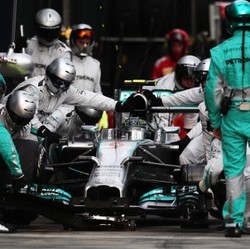 Sedang Oke, Mercedes Dinilai Gagal Jika Tak Jadi Juara