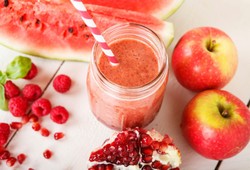 Selain Air, Semangka dan Nanas Bisa Dikonsumsi untuk Cegah Dehidrasi