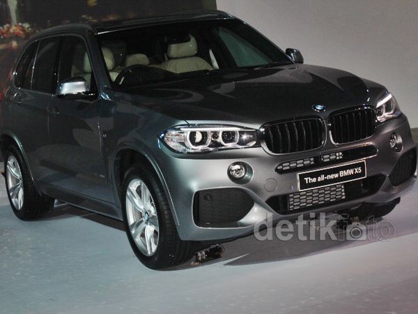 BMW Luncurkan X5 Generasi Ketiga
