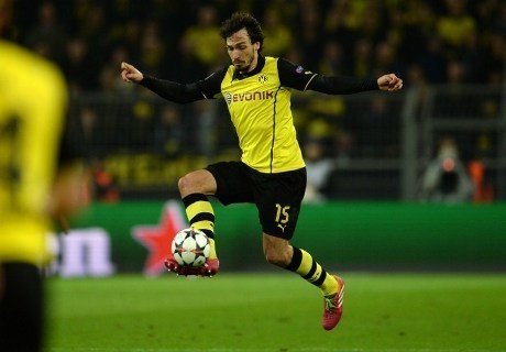 Hummels Ingin Bertemu Barca atau Duo Inggris